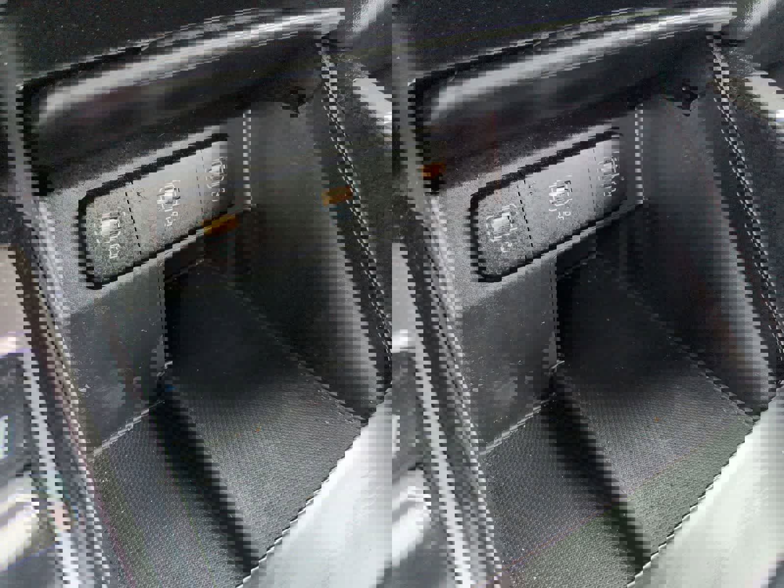 Used 2021 Kia Sorento S w/ Panoramic Sunroof Package image 28