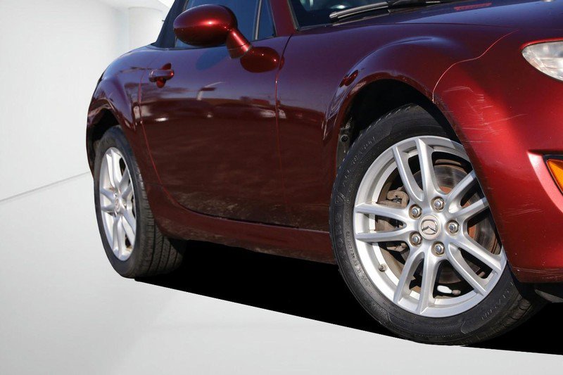 Used 2009 MAZDA MX-5 Miata Sport w/ Convenience Pkg image 3