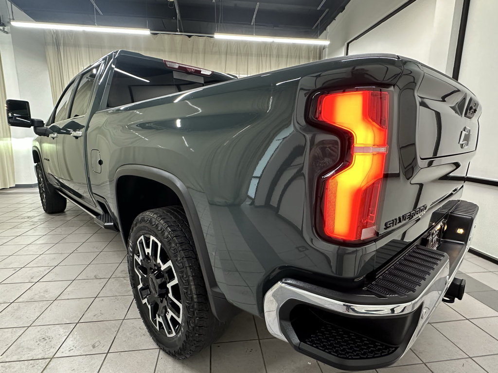 Certified 2025 Chevrolet Silverado 2500 LTZ w/ LTZ Convenience Package AWD/4WD image 11