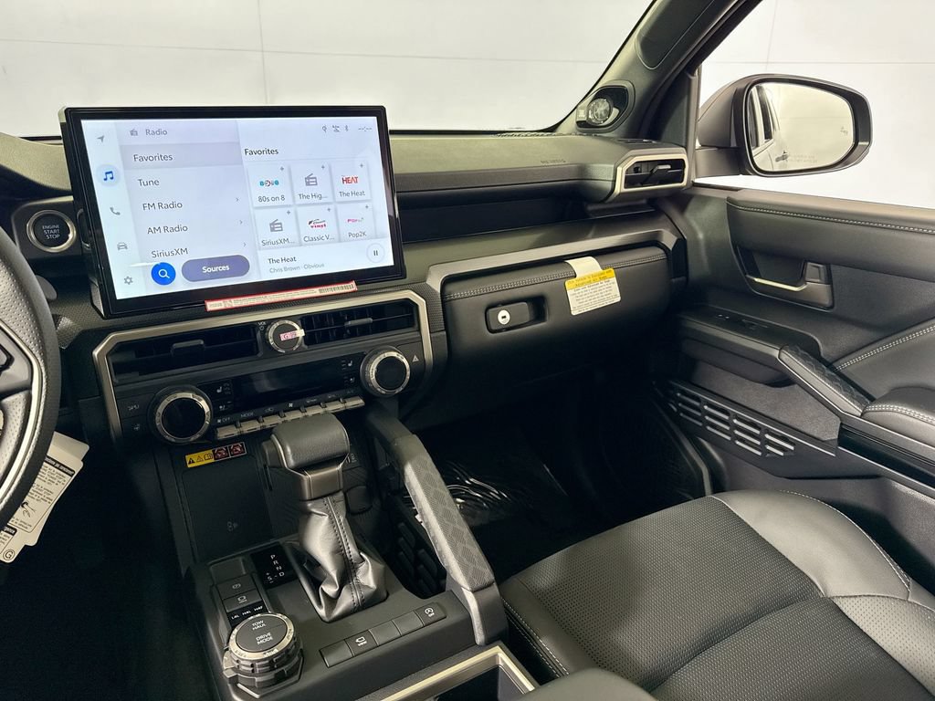 Used 2026 Toyota 4Runner Limited AWD/4WD image 29