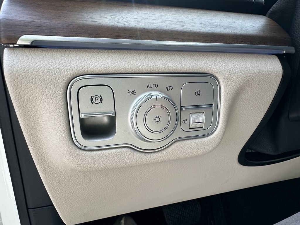 Certified 2025 Mercedes-Benz GLE 350 4MATIC image 36
