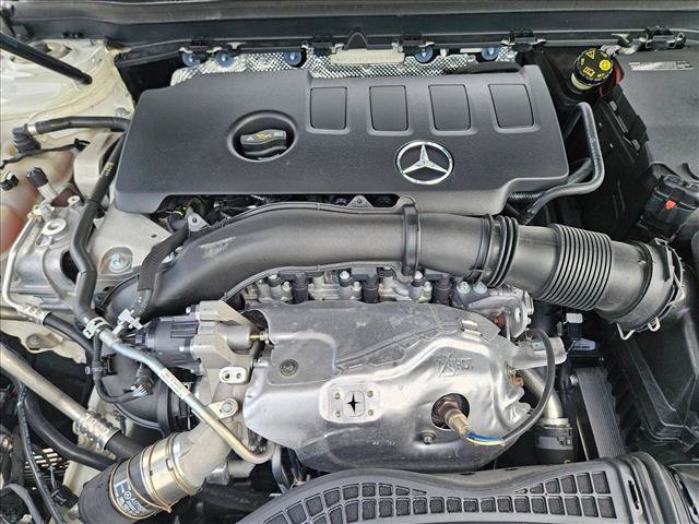 Used 2023 Mercedes-Benz CLA 250 image 21
