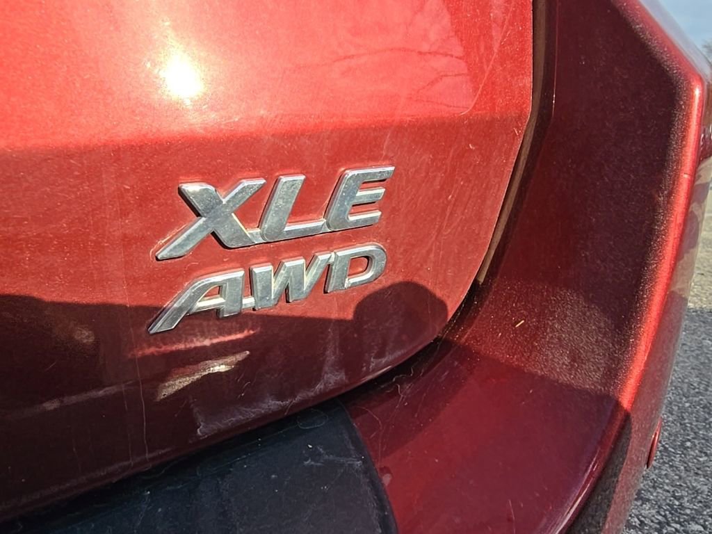 Used 2017 Toyota Sienna XLE image 14