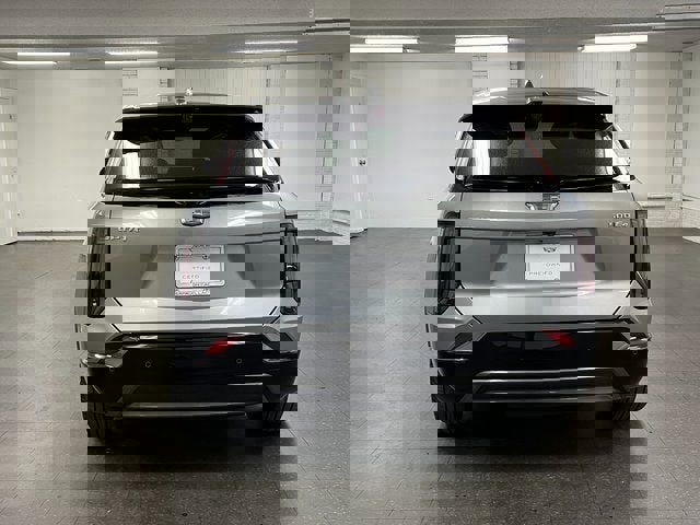 Certified 2025 Cadillac Optiq Sport 2 image 4