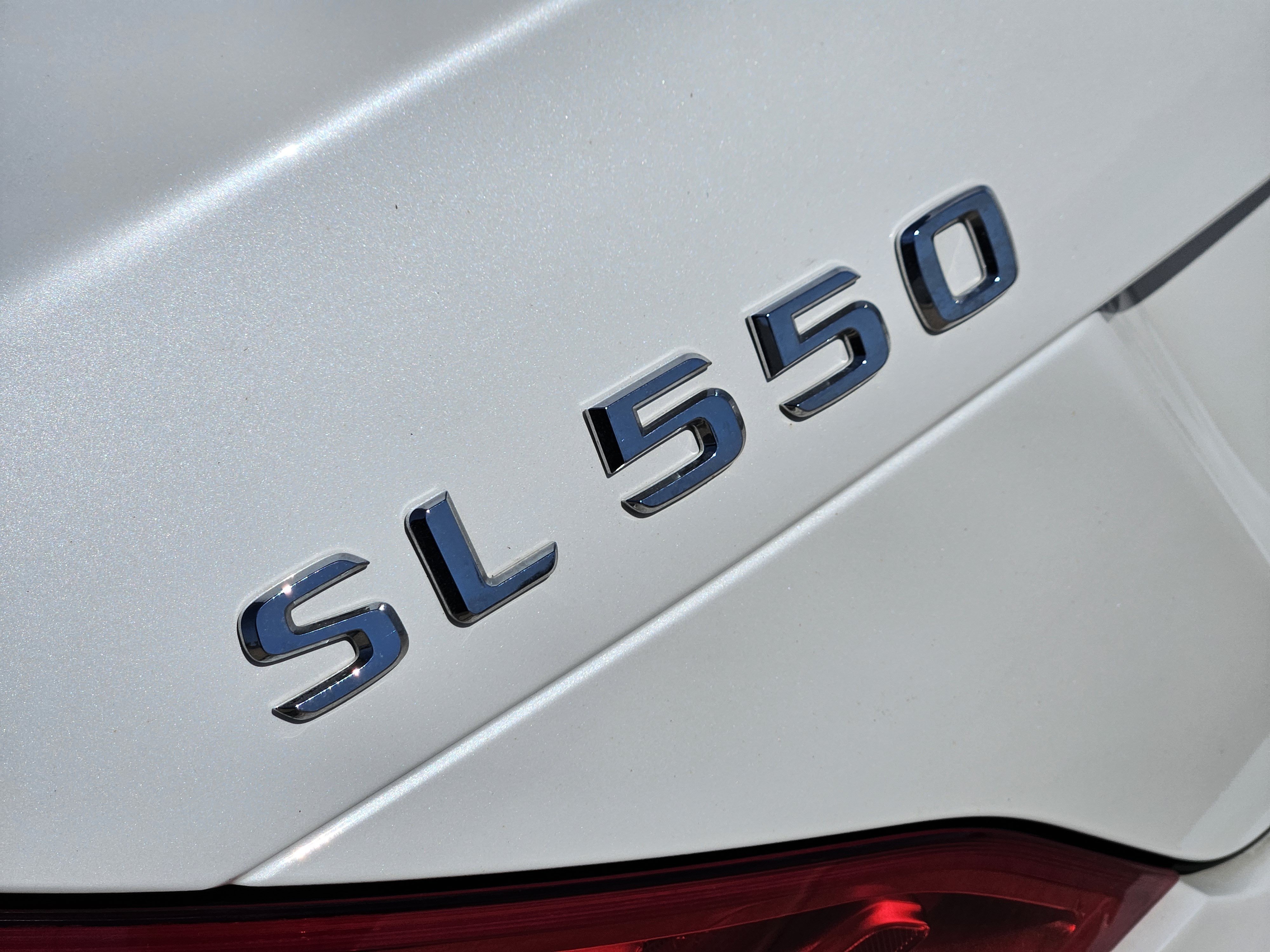 Used 2013 Mercedes-Benz SL 550 image 30