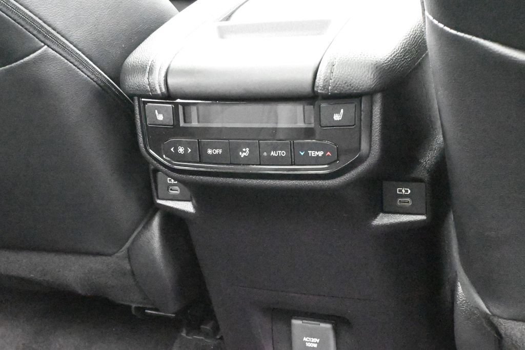 Used 2025 Toyota Grand Highlander AWD image 44