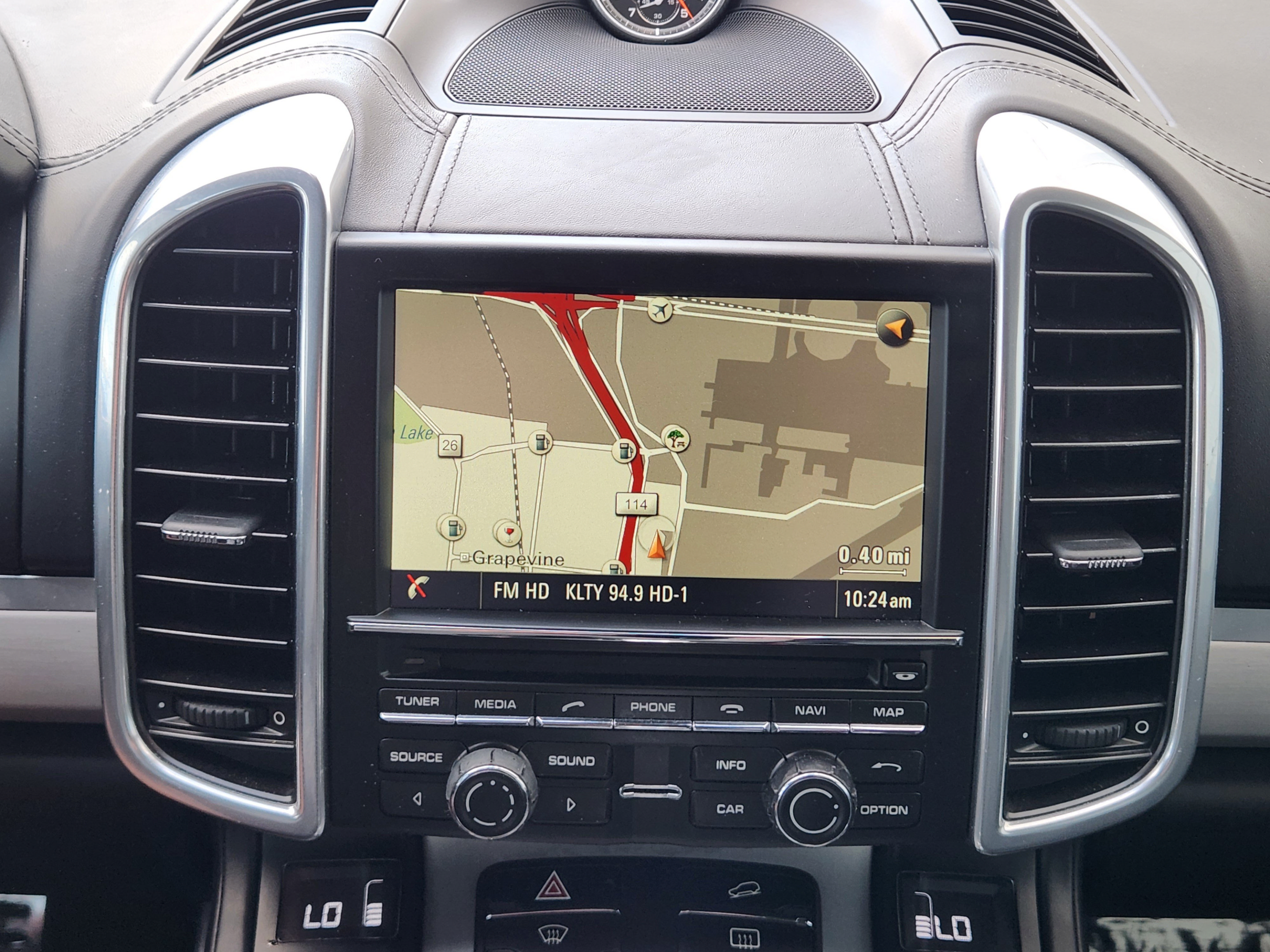 Used 2016 Porsche Cayenne GTS AWD/4WD image 12