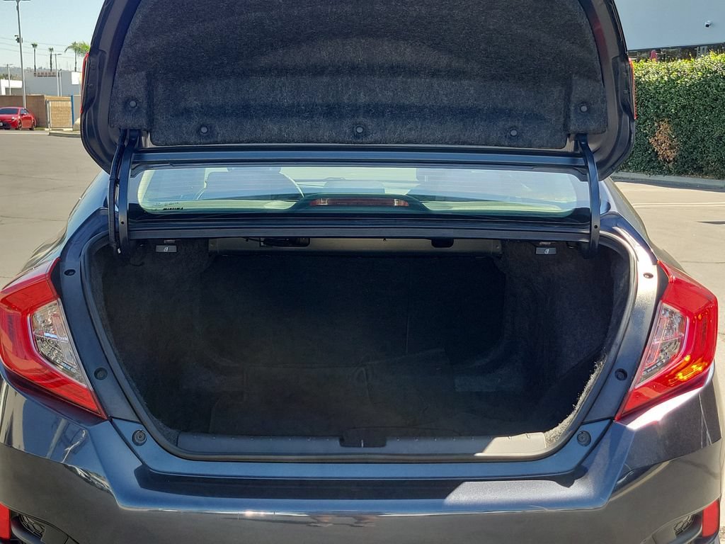 Used 2017 Honda Civic EX image 9