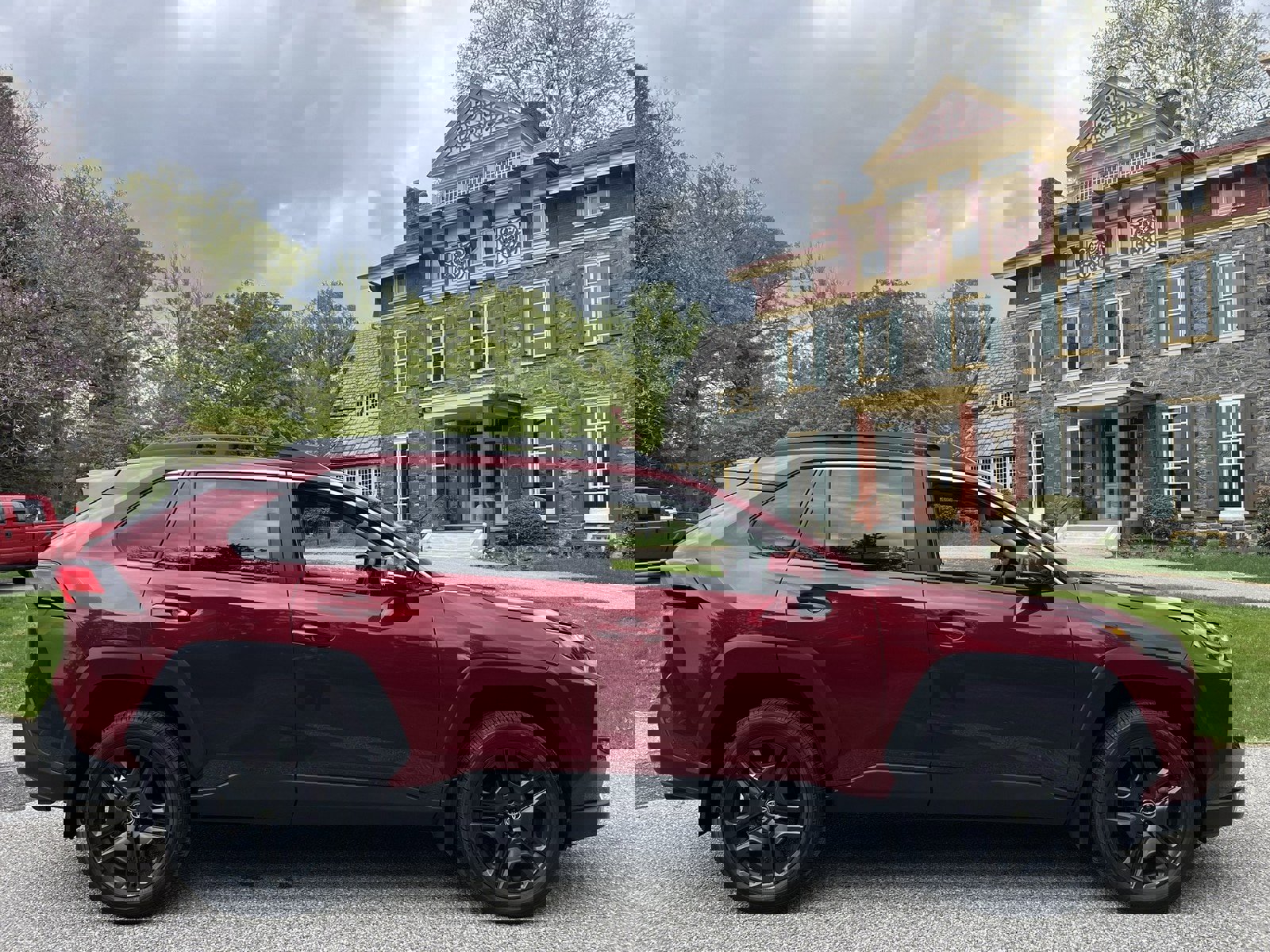 Used 2024 Toyota RAV4 Adventure w/ Convenience Package AWD/4WD image 12