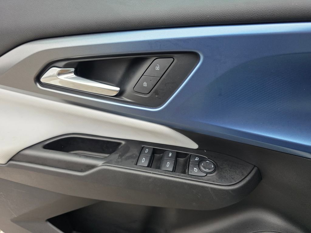 Certified 2025 Chevrolet Equinox EV LT image 14