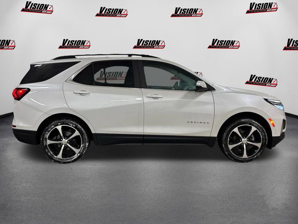 Used 2022 Chevrolet Equinox LT image 4