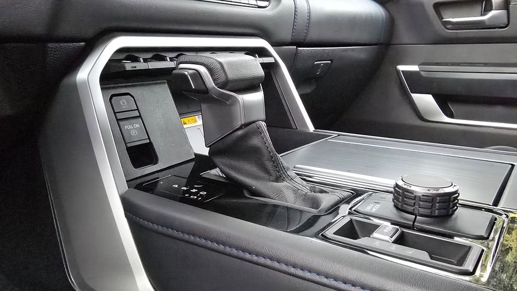 Used 2022 Toyota Tundra Platinum image 30