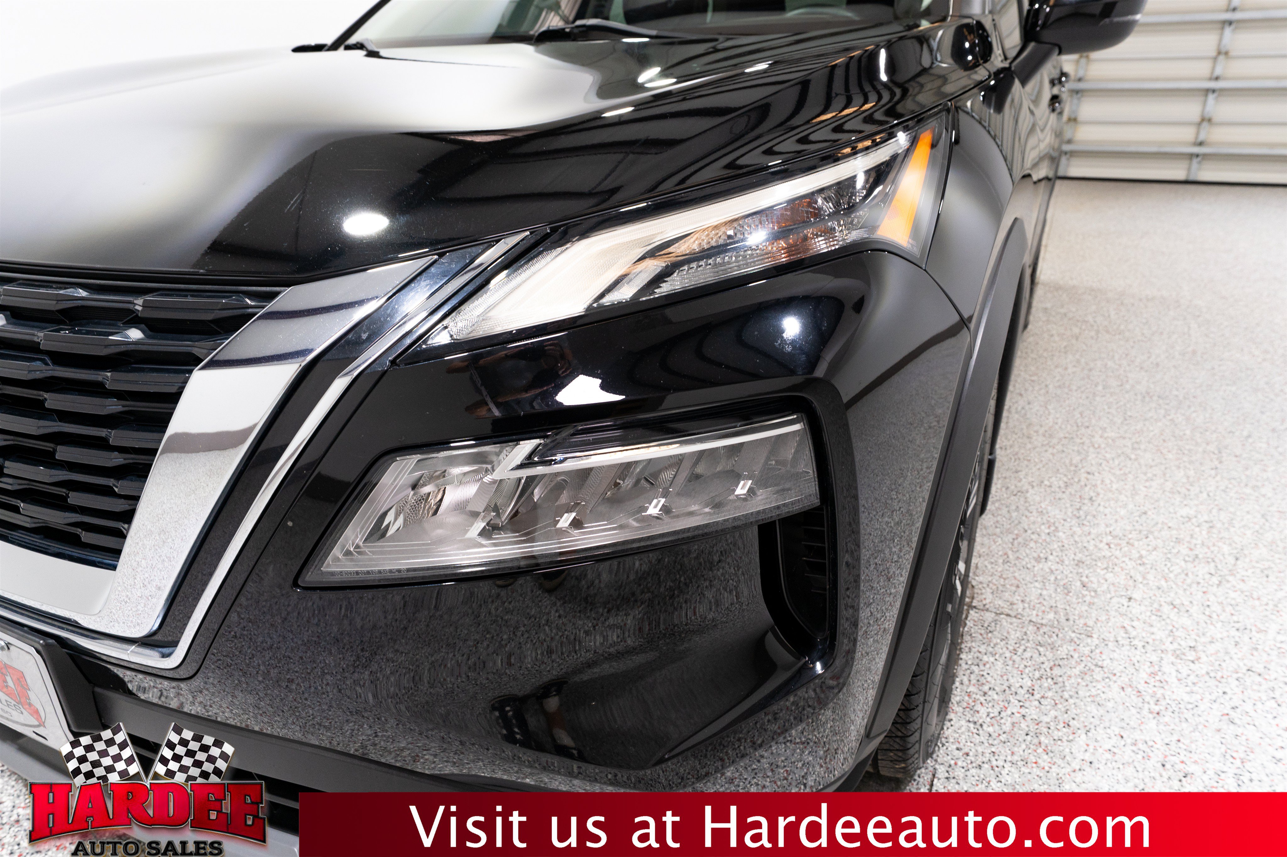 Used 2022 Nissan Rogue SV FWD image 8