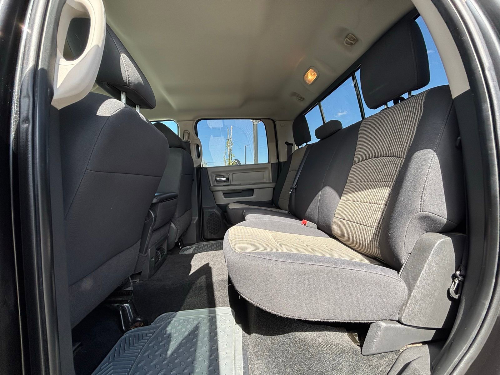 Used 2011 RAM 2500 SLT AWD/4WD image 17