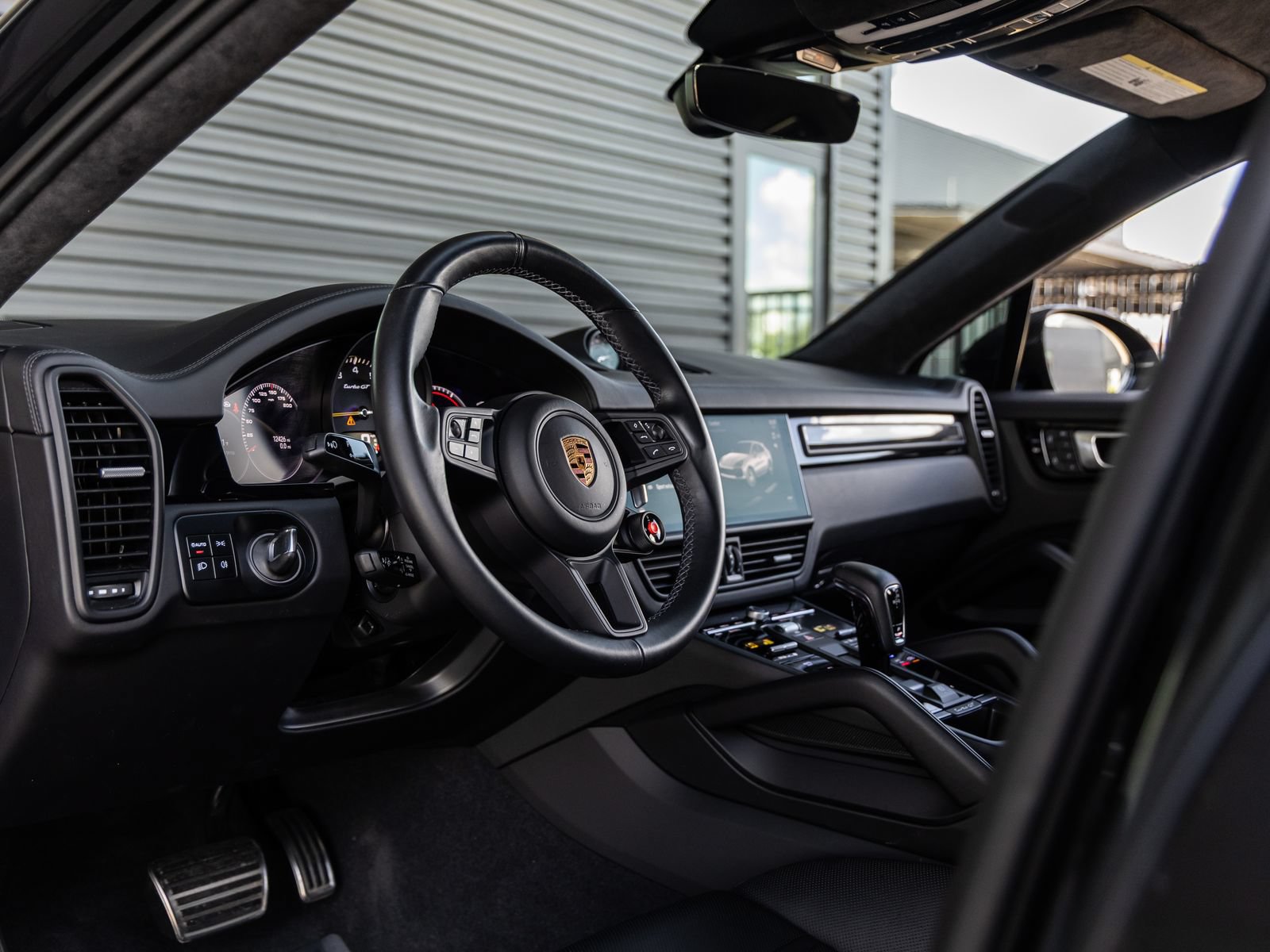 Certified 2023 Porsche Cayenne Turbo GT AWD/4WD image 4