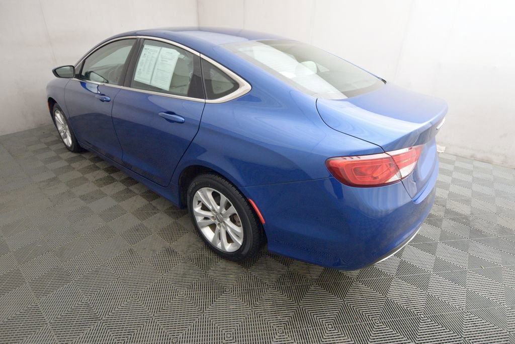 Used 2015 Chrysler 200 Limited image 7