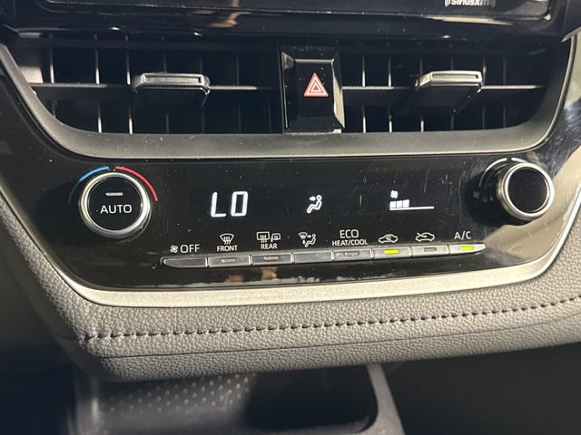 Used 2022 Toyota Corolla SE FWD image 30