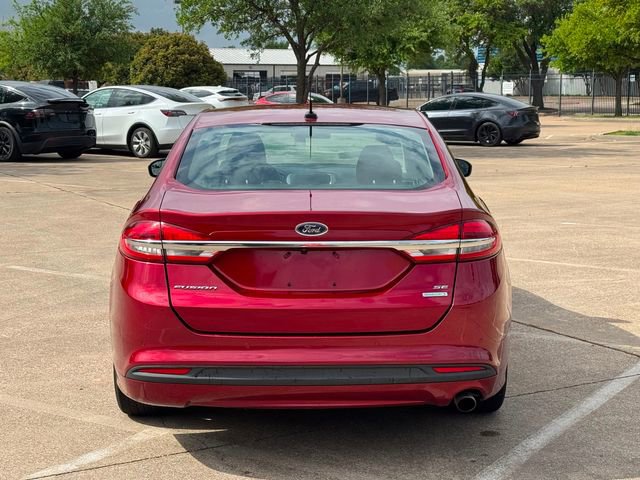 Used 2018 Ford Fusion SE w/ Fusion SE Technology Package image 6