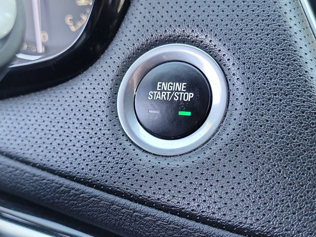 Certified 2023 Cadillac XT5 Premium Luxury image 16