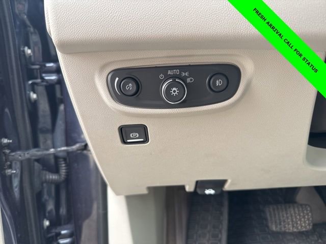 Used 2019 GMC Terrain Denali w/ Advanced Safety Package AWD/4WD image 29
