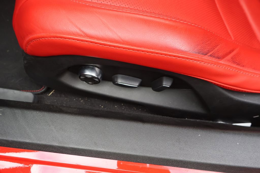 Used 2020 Chevrolet Corvette Stingray w/ 2LT Preferred Equipment Group image 12