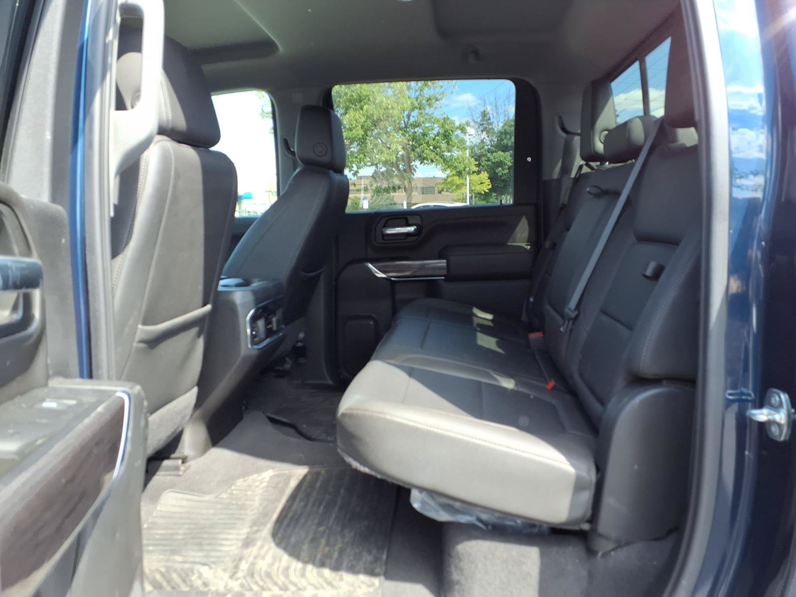 Used 2022 Chevrolet Silverado 2500 LTZ w/ LTZ Convenience Package AWD/4WD image 20