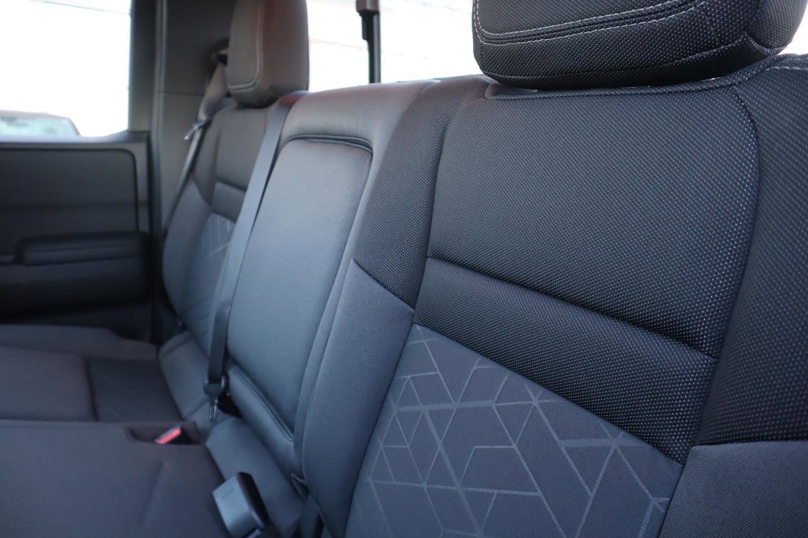 New 2026 Nissan Frontier SV w/ SV Convenience Package image 40