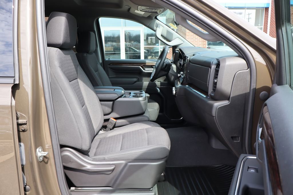 Used 2023 GMC Sierra 1500 Elevation image 44