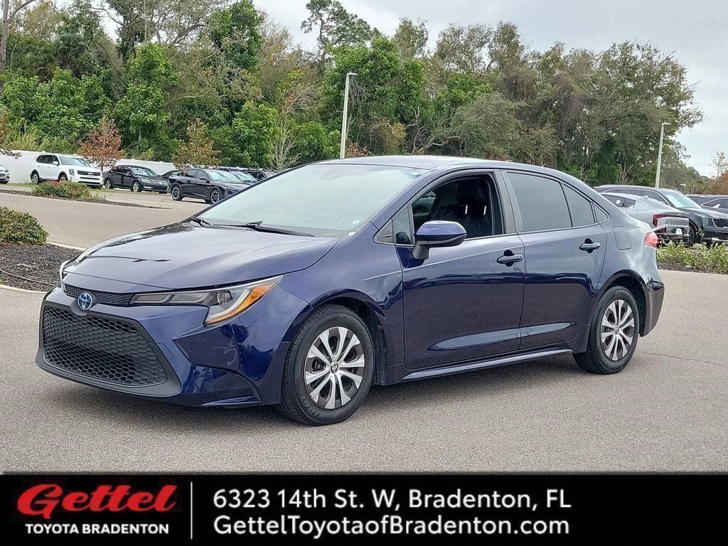 Certified 2022 Toyota Corolla LE image 34