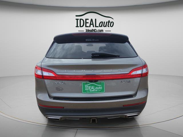 Used 2016 Lincoln MKX Reserve w/ Luxury Package image 16