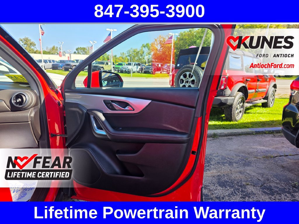 Used 2025 Chevrolet Blazer LT AWD/4WD image 38