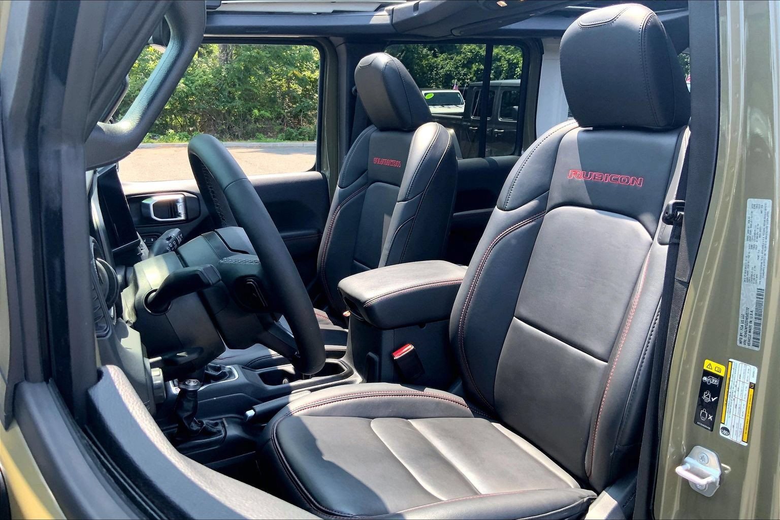 Certified 2025 Jeep Wrangler Unlimited Rubicon AWD/4WD image 8