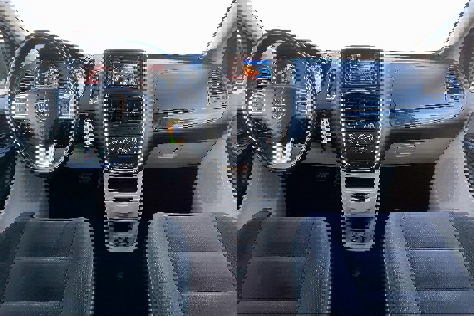 Used 2017 Dodge Grand Caravan SE w/ Power Window Group image 14