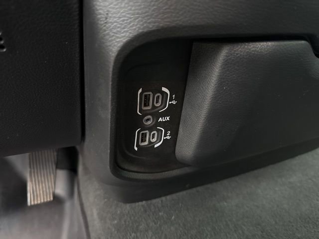 Used 2021 RAM 1500 Big Horn RWD image 30
