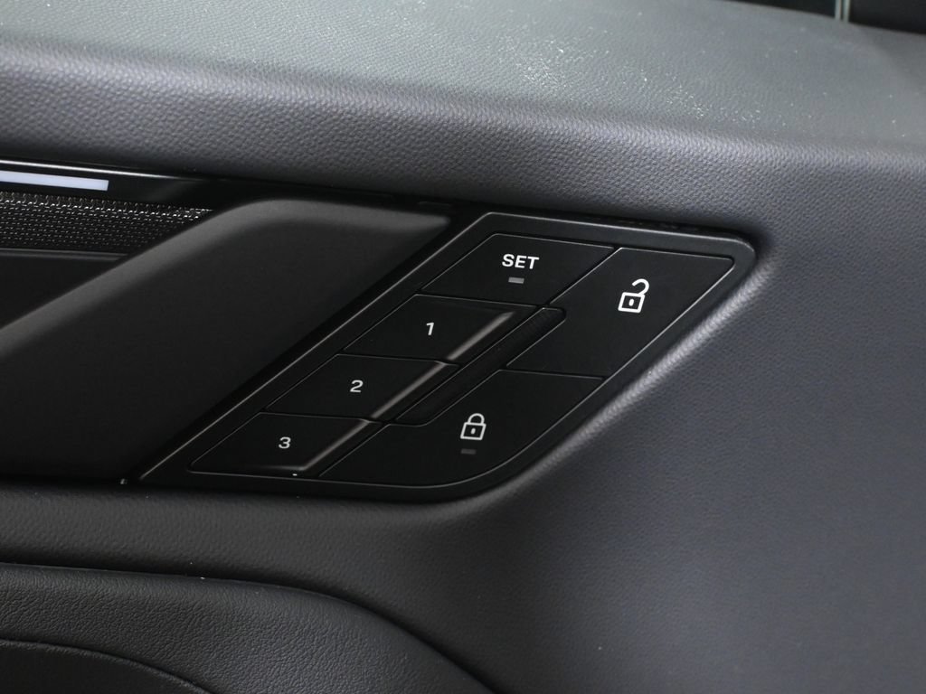 New 2026 Porsche Cayenne S AWD/4WD image 32