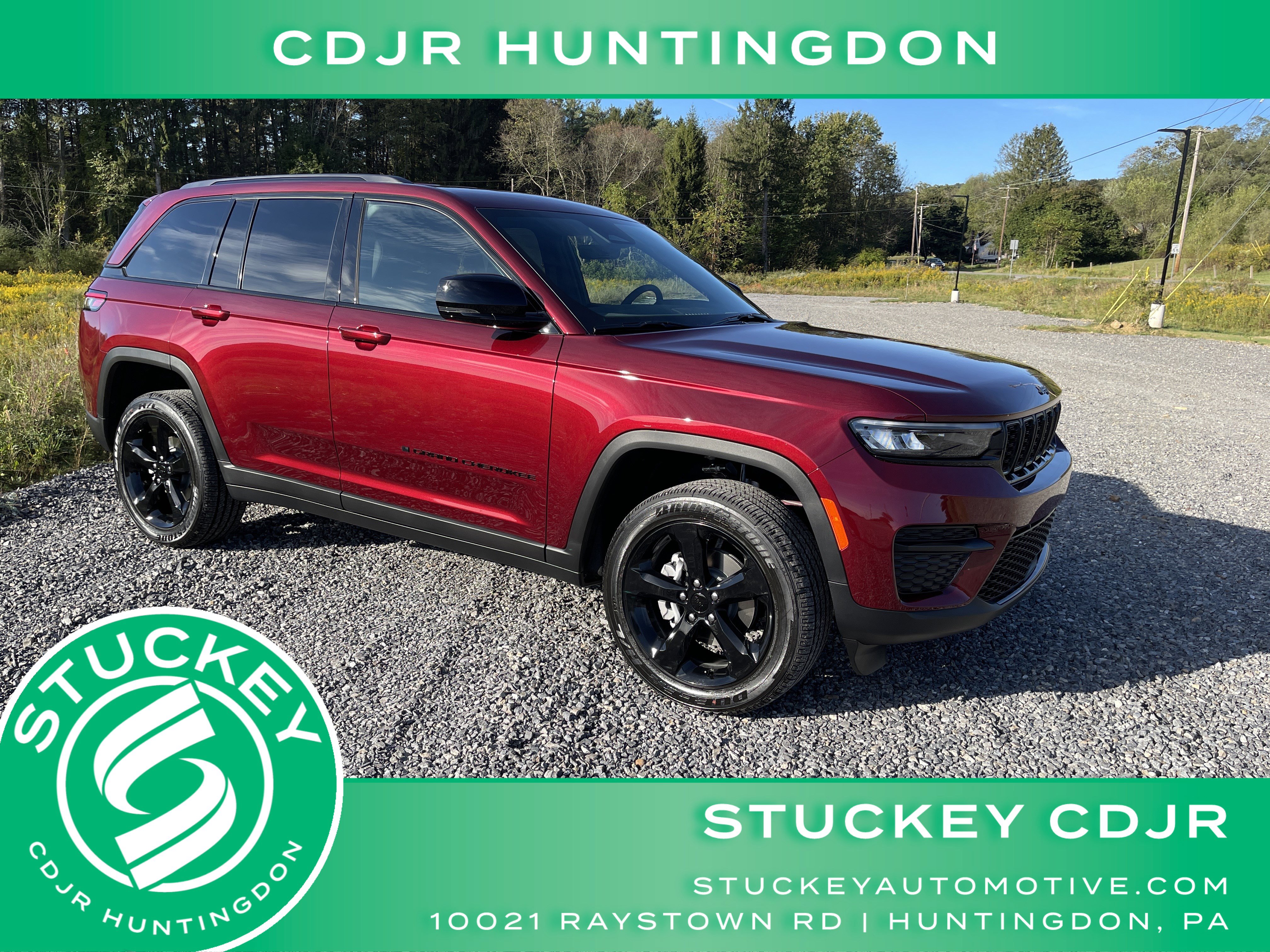 New 2025 Jeep Grand Cherokee Altitude image 1
