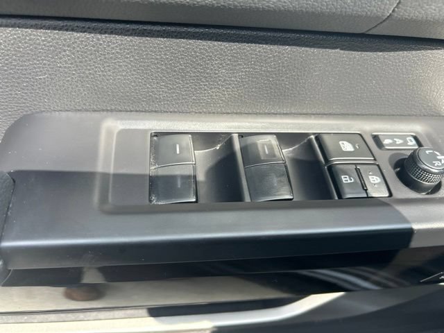 Used 2023 Toyota Sequoia Limited RWD image 29