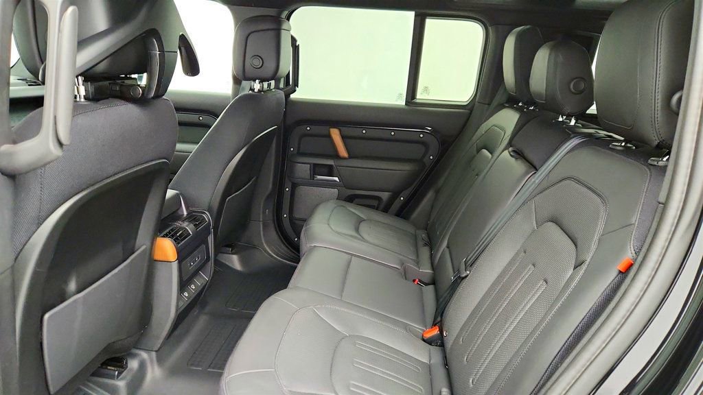 Used 2023 Land Rover Defender 110 X image 22