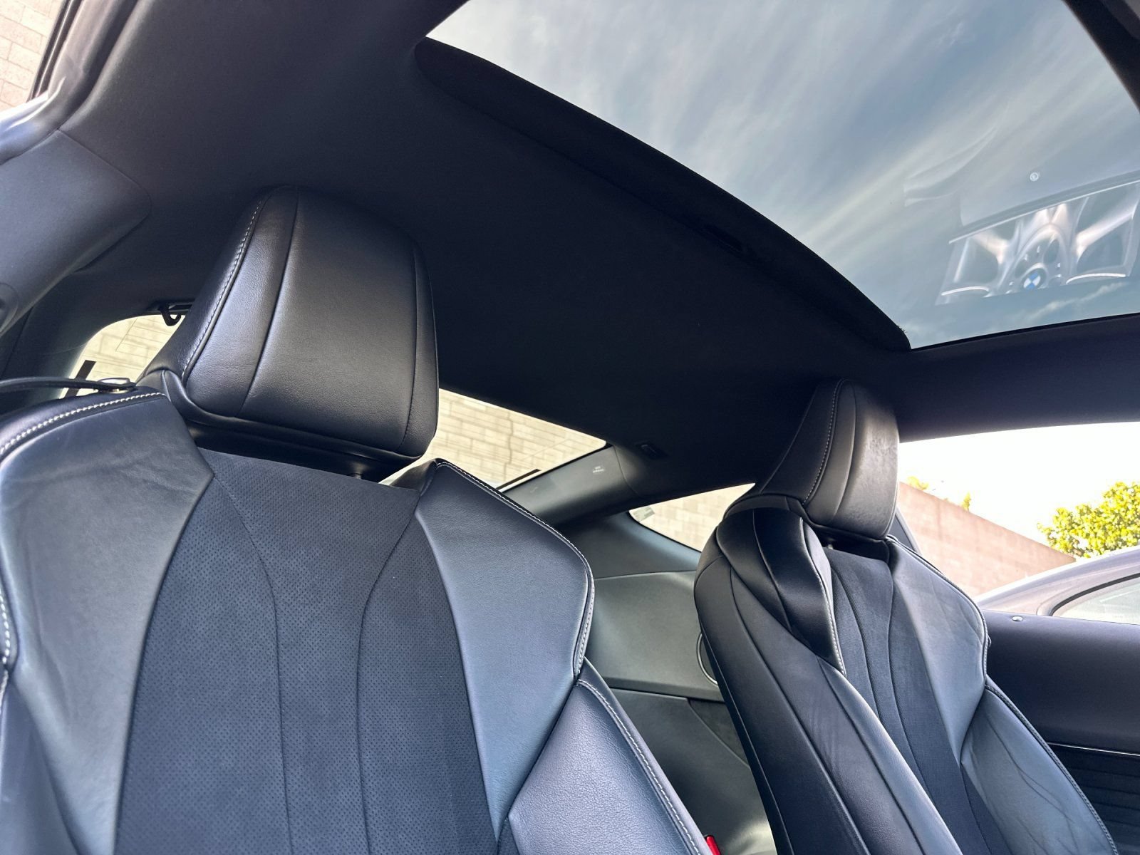 Used 2018 Lexus LC 500 Coupe w/ Sport Package RWD image 15