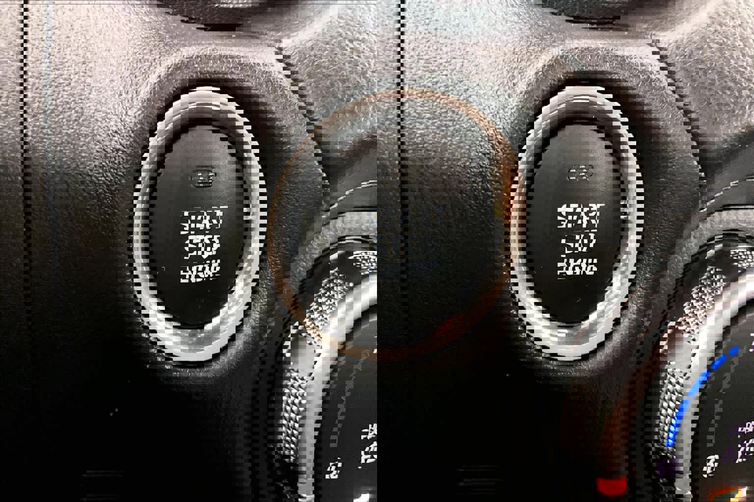 Used 2020 MAZDA MX-5 Miata RF Grand Touring RWD image 32