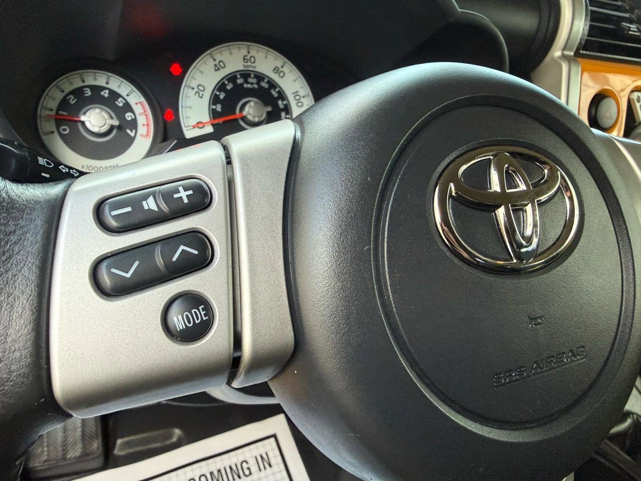 Used 2007 Toyota FJ Cruiser 4WD image 37