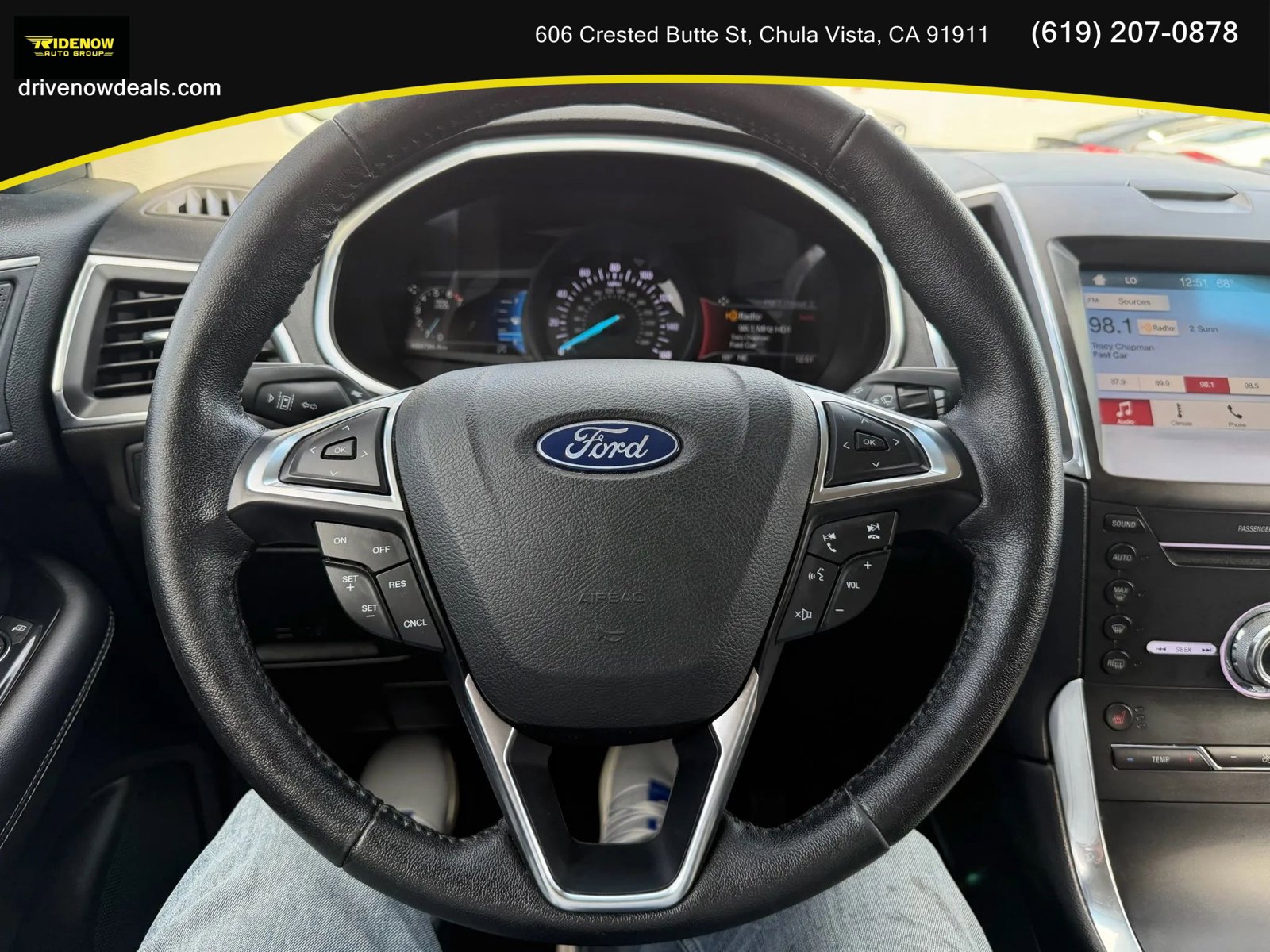 Used 2019 Ford Edge Titanium FWD image 27