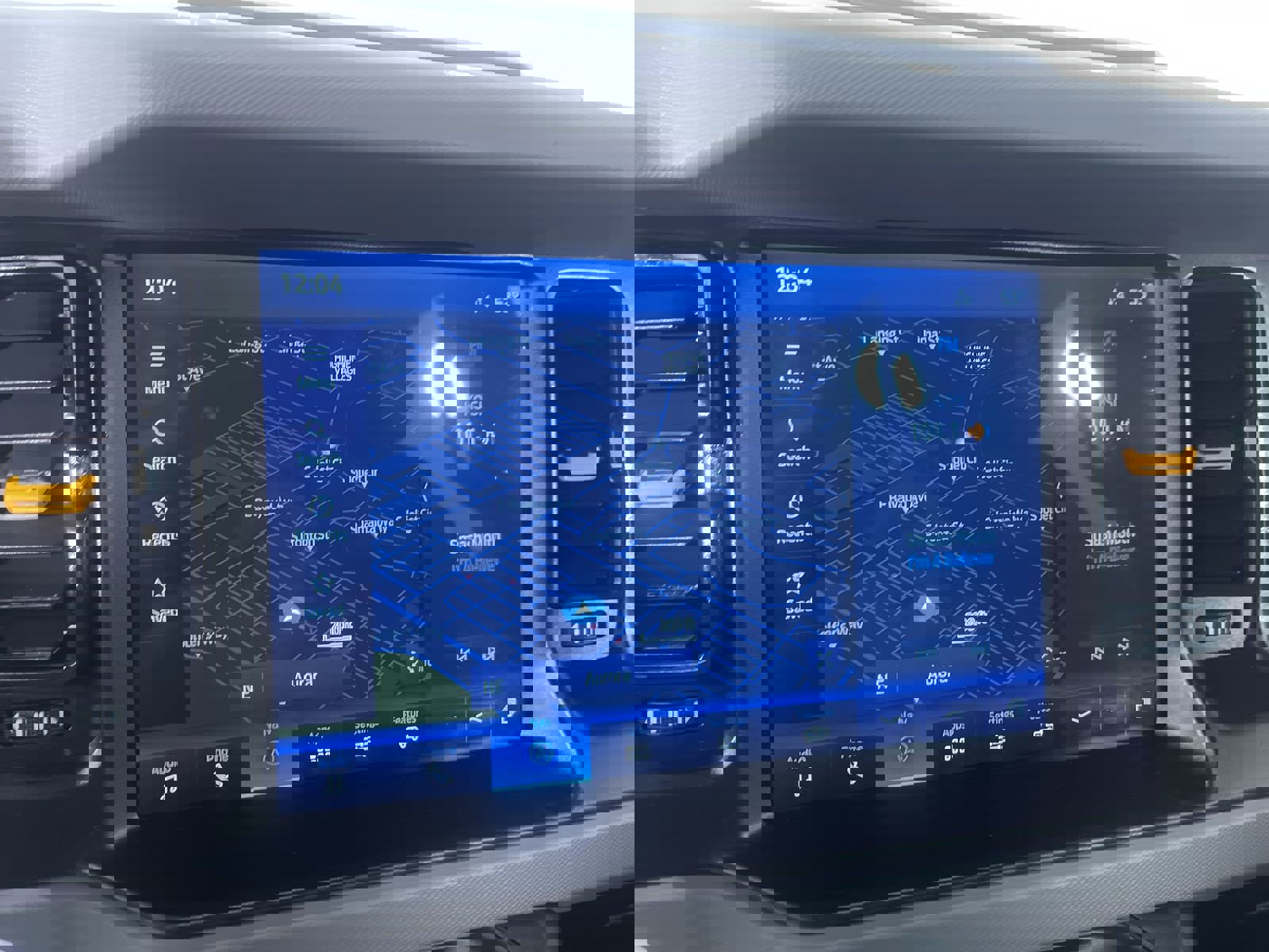 Used 2023 Ford Bronco Badlands image 20