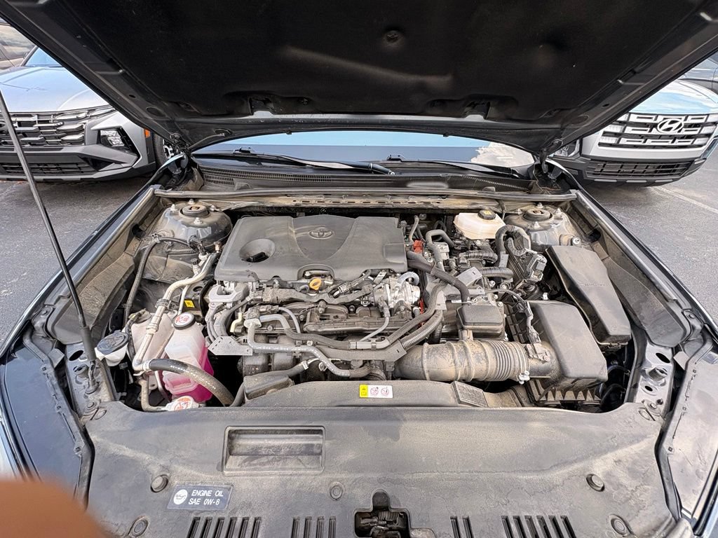 Used 2025 Toyota Camry SE FWD image 31