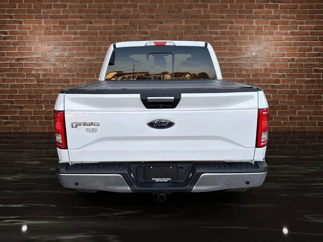 Used 2015 Ford F150 XLT w/ Equipment Group 302A Luxury image 8