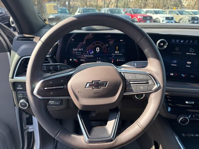 Used 2025 Chevrolet Tahoe Z71 w/ Comfort Package image 13