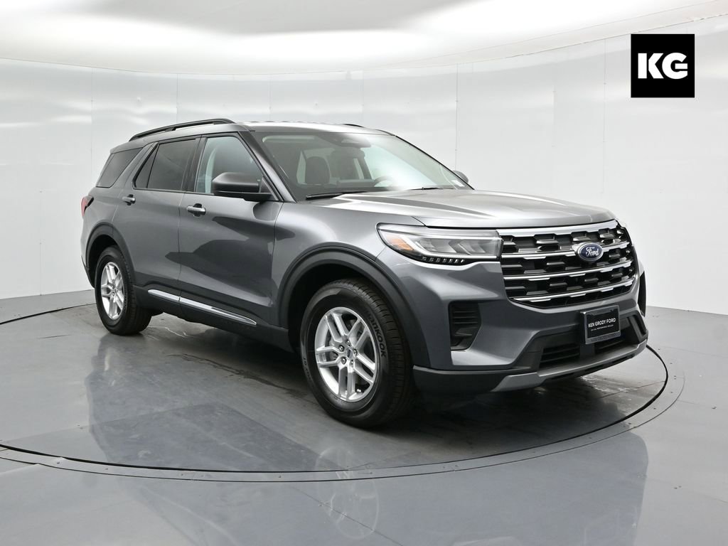 New 2025 Ford Explorer Active image 1