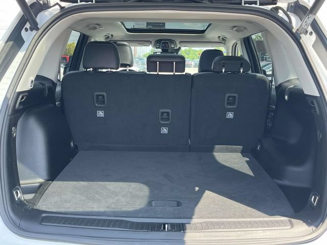 Used 2023 Jeep Grand Cherokee Limited AWD/4WD image 21
