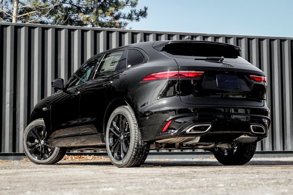 New 2025 Jaguar F-PACE R-Dynamic S image 2