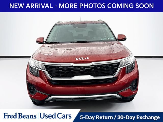 Used 2023 Kia Seltos S AWD/4WD image 2